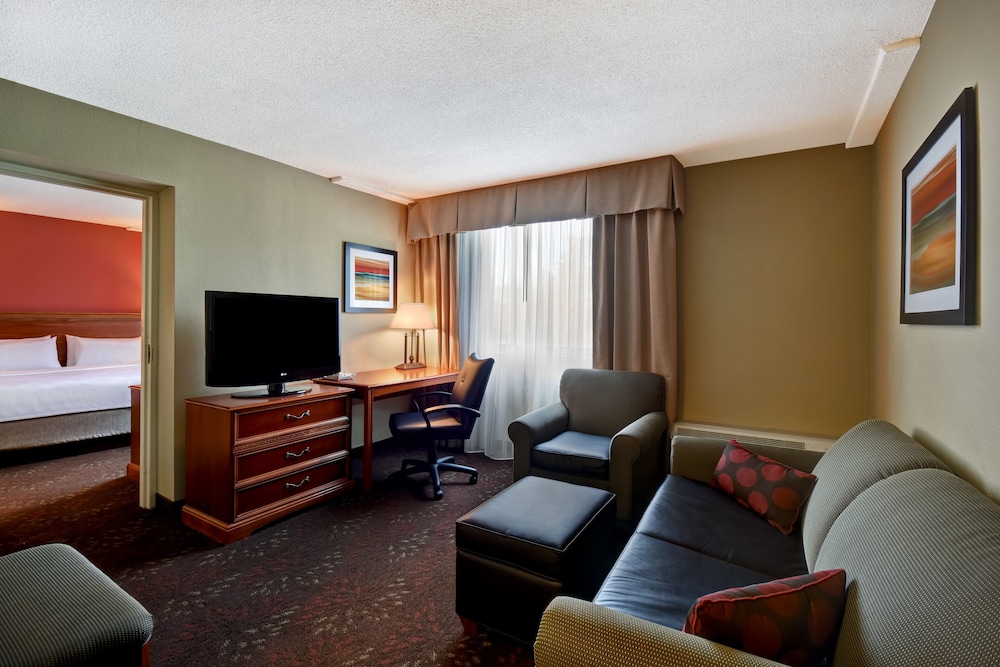 holiday inn cincinnati riverfront by ihg
