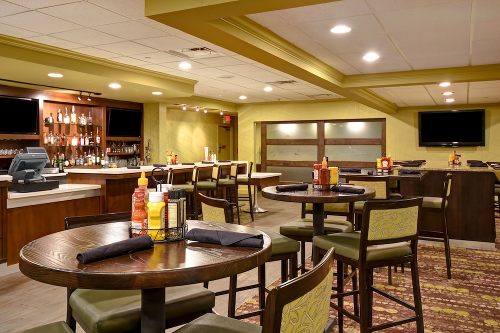 holiday inn cincinnati riverfront by ihg