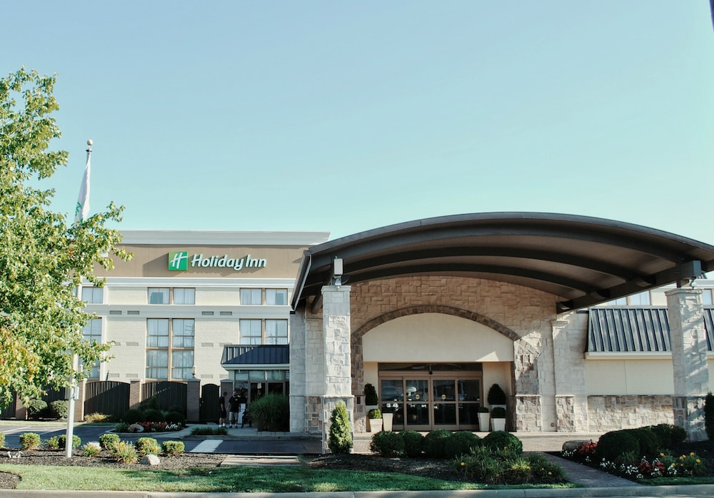 holiday inn cincinnati riverfront by ihg