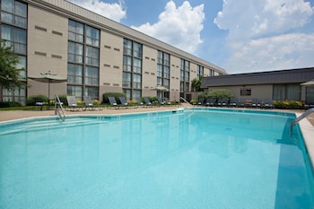 Holiday Inn Cincinnati-Riverfront By Ihg,Covington>>Cincinnati,3 star