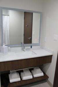 four points by sheraton edmonton west