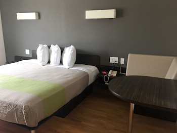 studio 6 san marcos tx