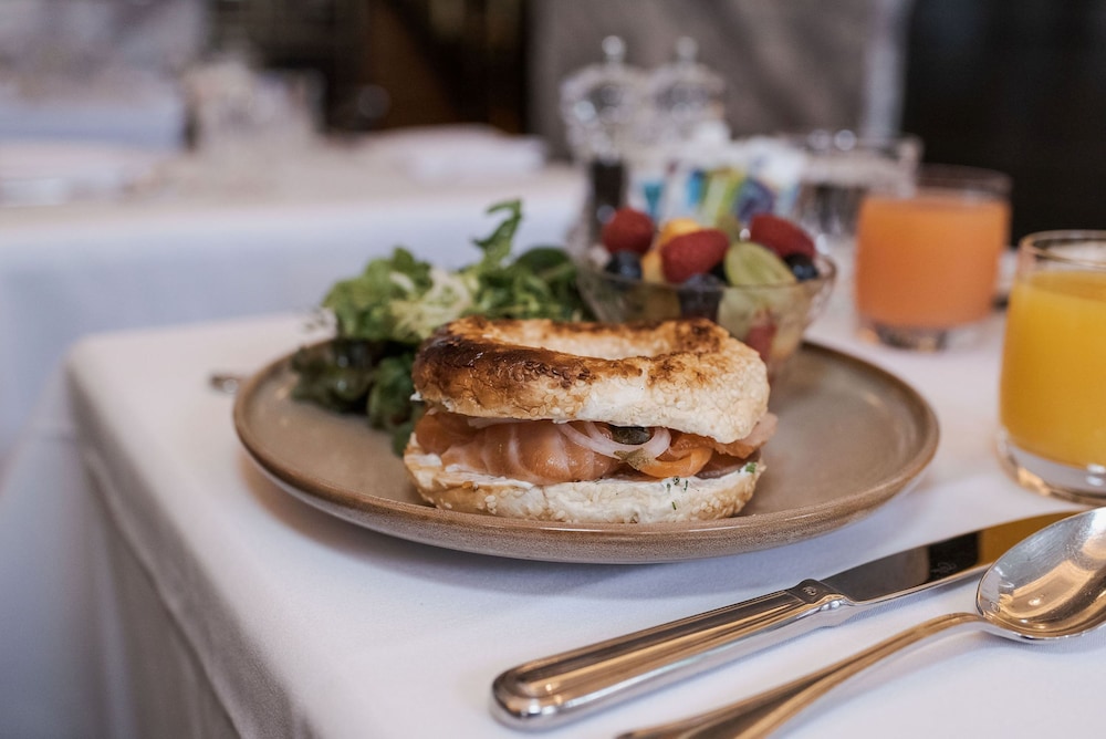 hotel birks montreal