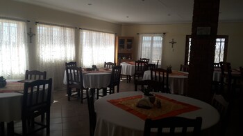 Tismaree Guestfarm,Rietoog>>Rehoboth,2.5 star