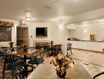 Ramada By Wyndham Cranbrook,Cranbrook>>British Columbia,2 star