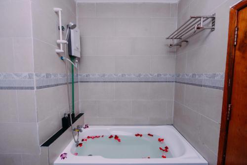 sky palace boutique hotel
