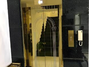 sky palace boutique hotel