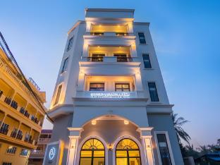 sky palace boutique hotel