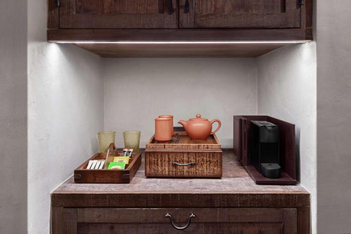 al seef heritage hotel dubai curio collection by hilton