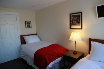 number 8 the townhouse