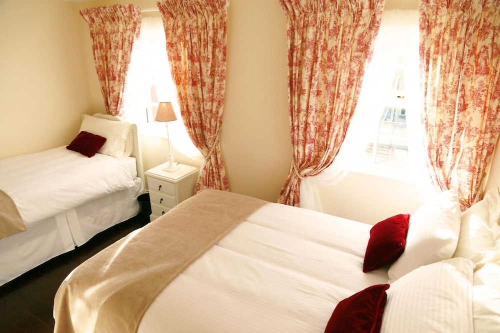 number 8 the townhouse