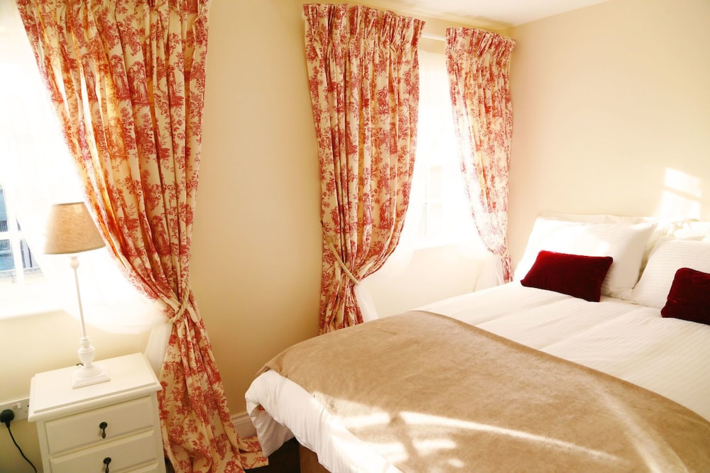 number 8 the townhouse