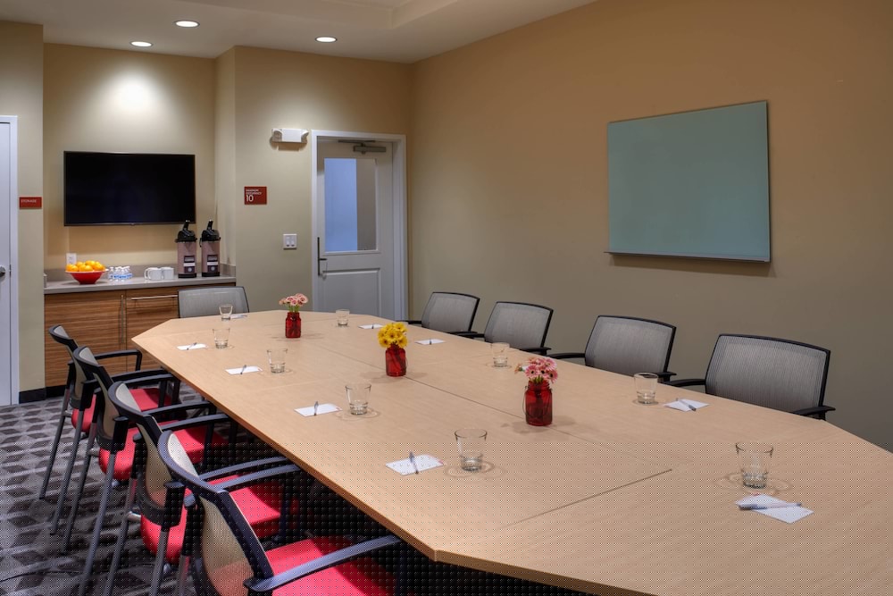 towneplace suites by marriott cleveland solon