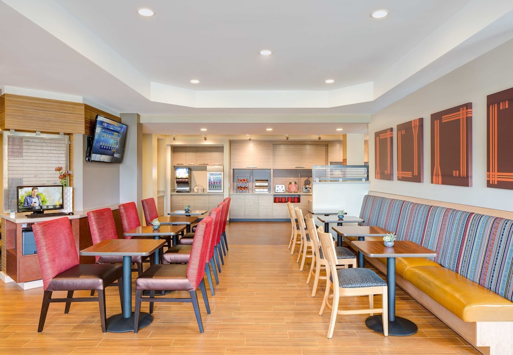 towneplace suites by marriott cleveland solon