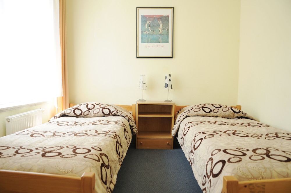amicus hotel