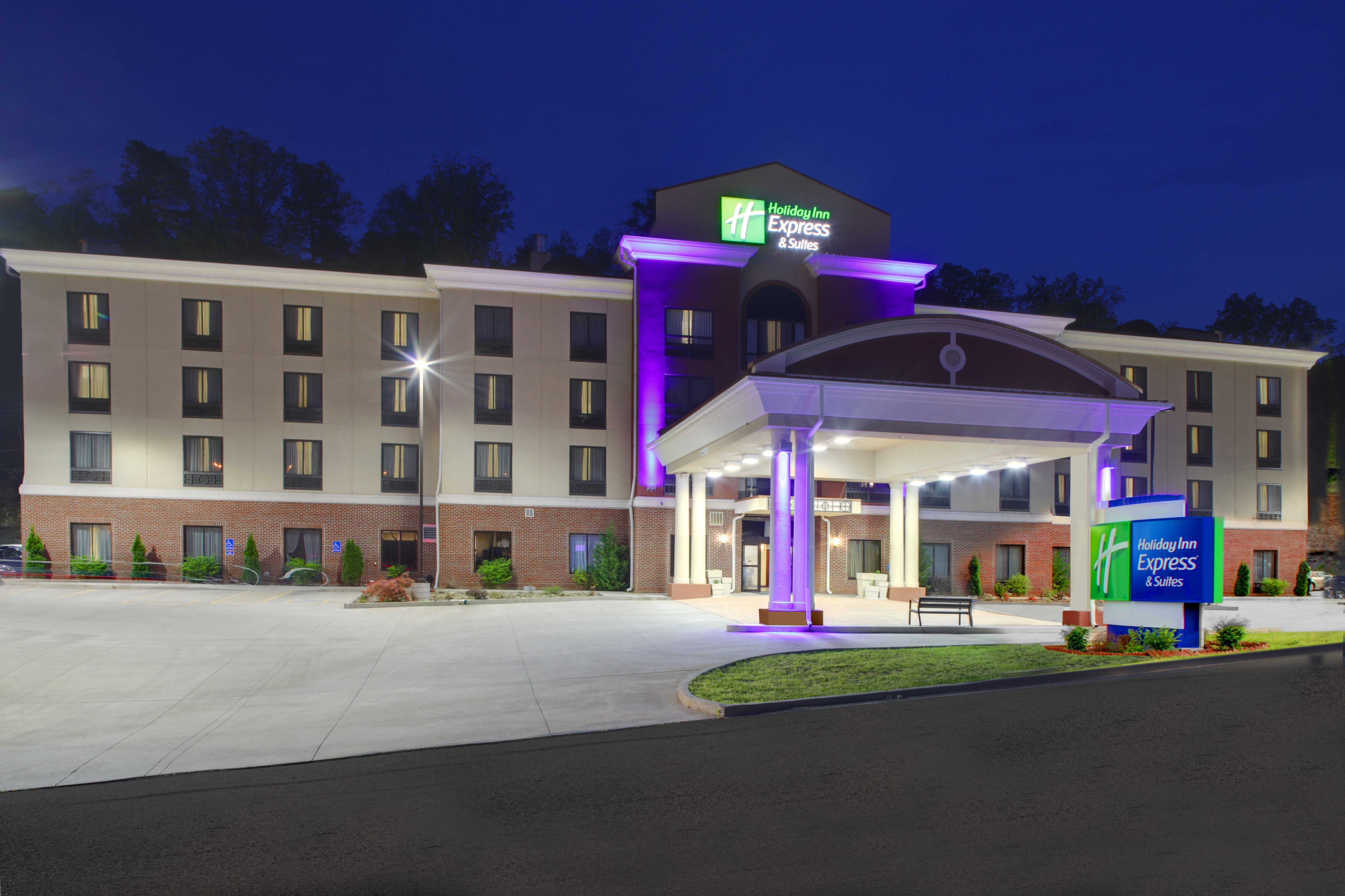 holiday inn express hotel and suites cross lanes by ihg
