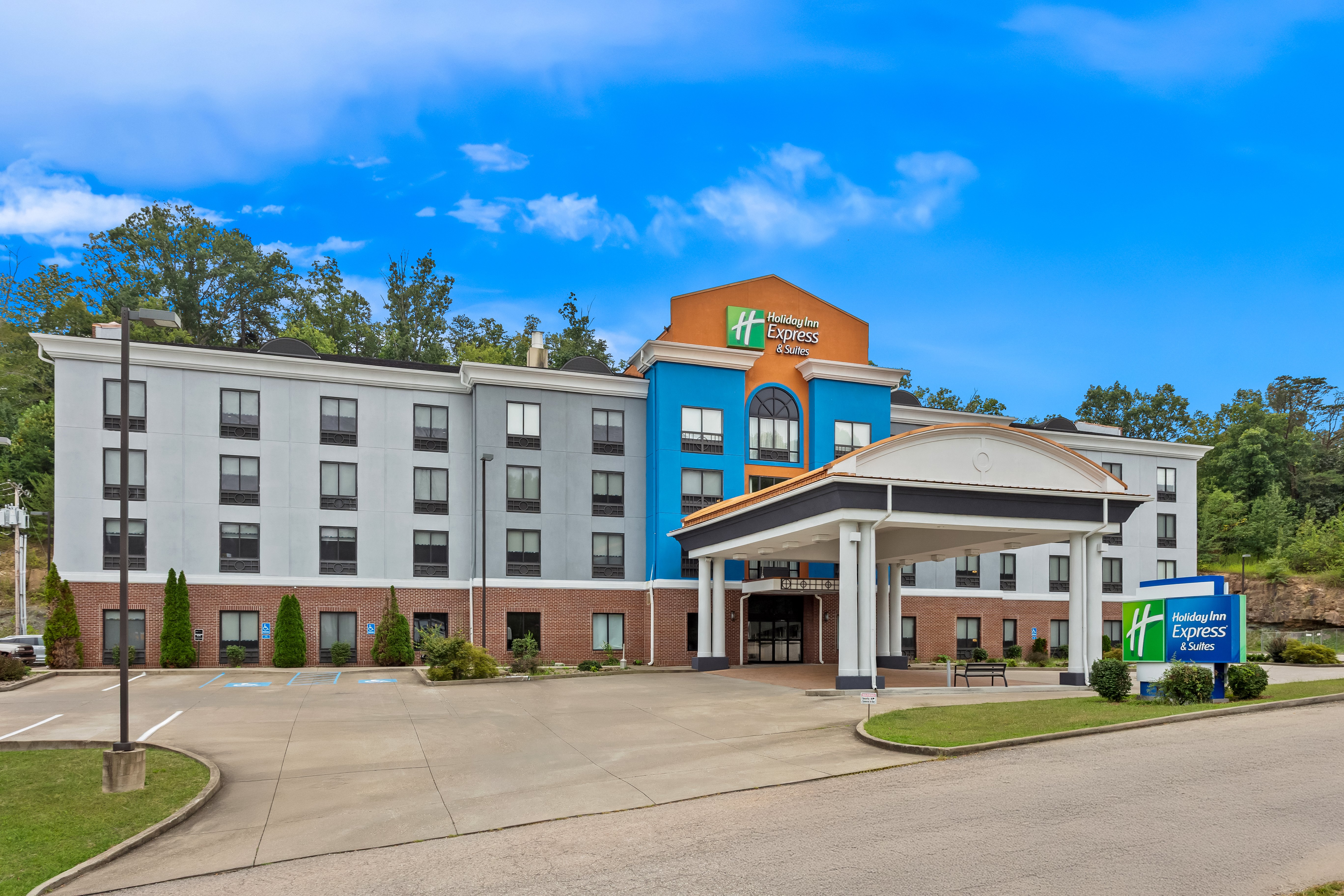 holiday inn express hotel and suites cross lanes by ihg
