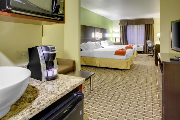 holiday inn express hotel and suites cross lanes by ihg