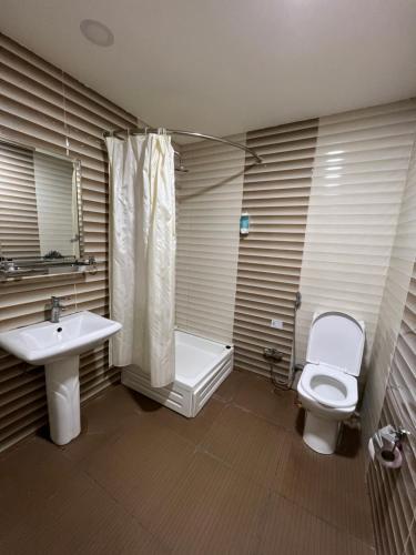 khaghani center hotel