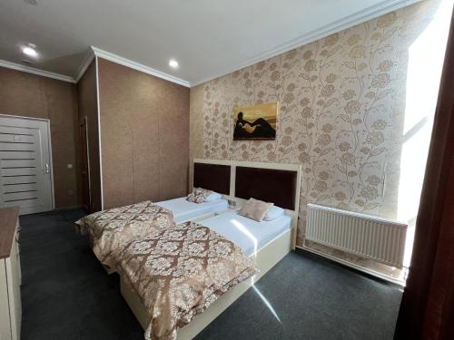 khaghani center hotel