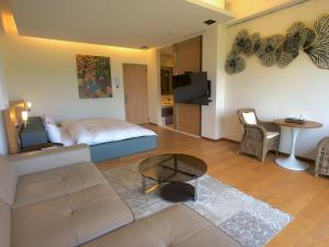aqua star villa