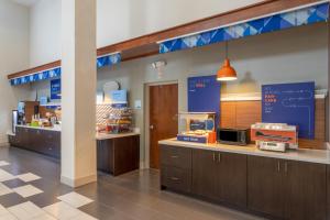 holiday inn express crystal river by ihg