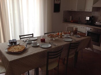 a casa di amici