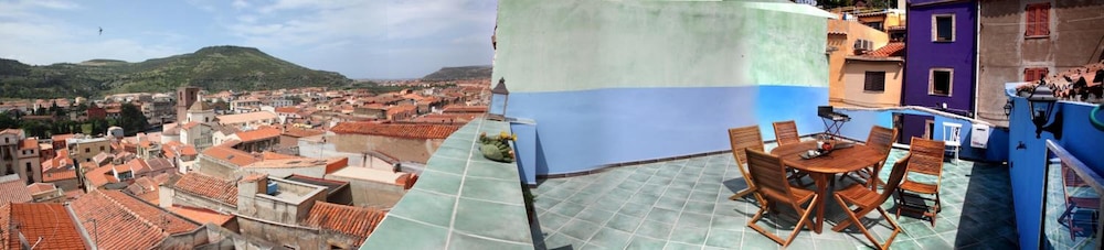 bandb blu bosa