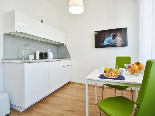 stars of zagreb apartments