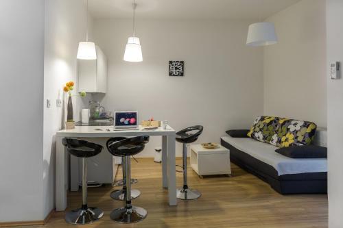 stars of zagreb apartments