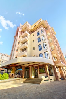 highlands suites apartment hotel