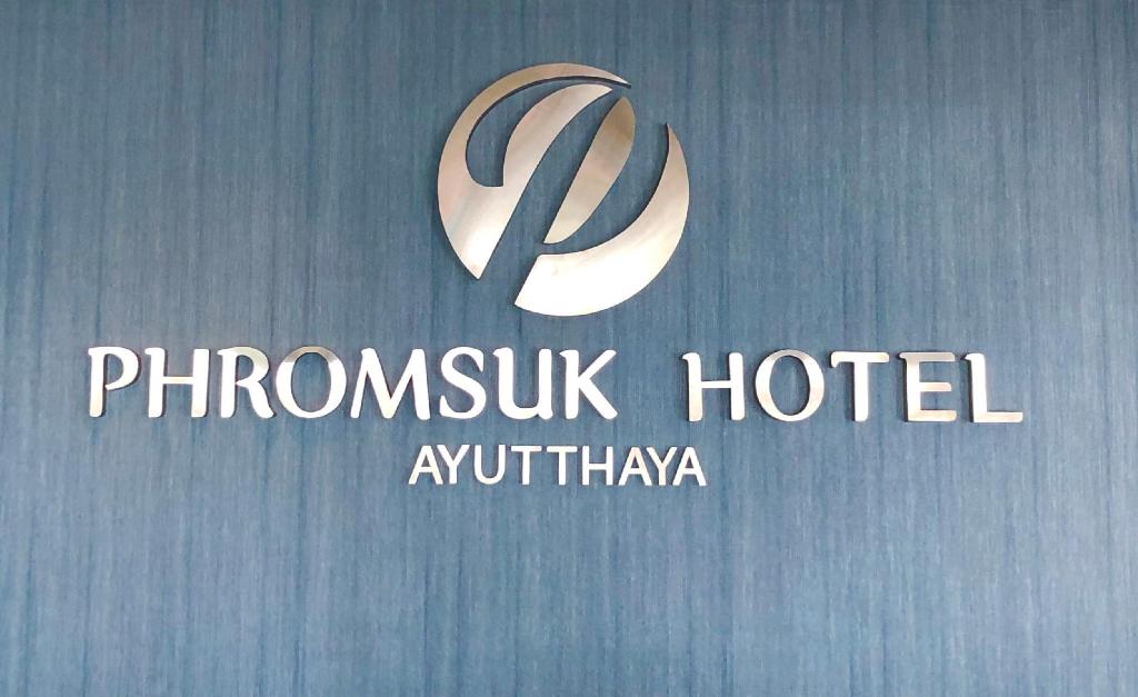 phromsuk place hotel