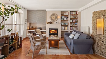 boutique hotel cortijo el sarmiento