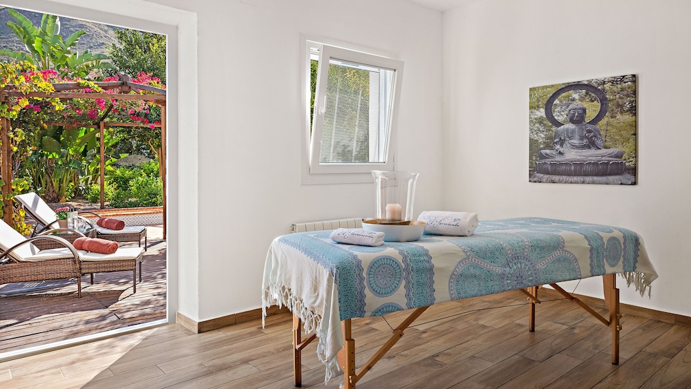 boutique hotel cortijo el sarmiento