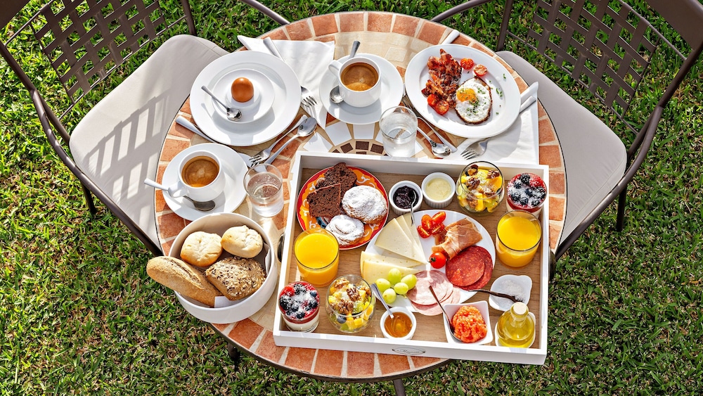 boutique hotel cortijo el sarmiento