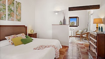 boutique hotel cortijo el sarmiento