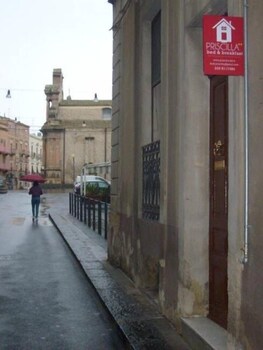 bed and breakfast priscilla