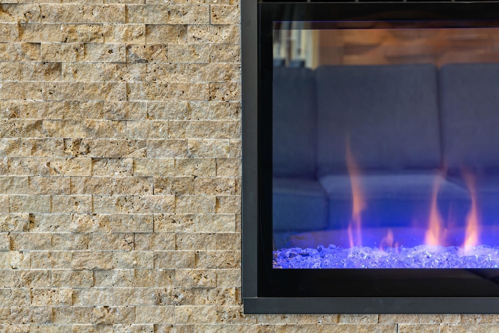 comfort inn and suites boise airport