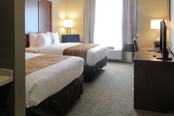 comfort inn and suites boise airport