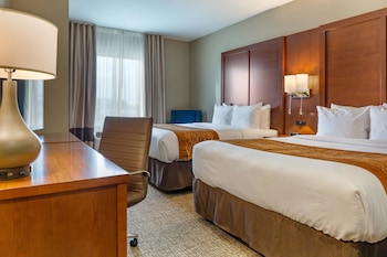 comfort inn and suites boise airport