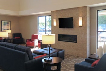 comfort inn and suites boise airport