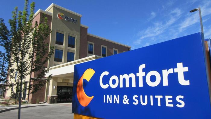 comfort inn and suites boise airport
