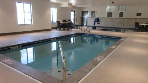 comfort inn and suites boise airport