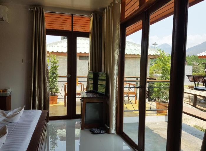 slow life sabaidee pai bed and breakfast
