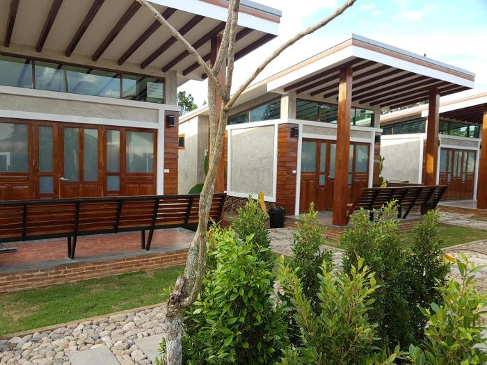 slow life sabaidee pai bed and breakfast