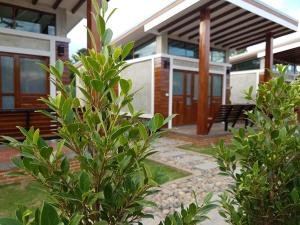 slow life sabaidee pai bed and breakfast
