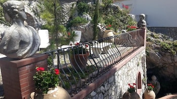 capri