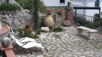 capri