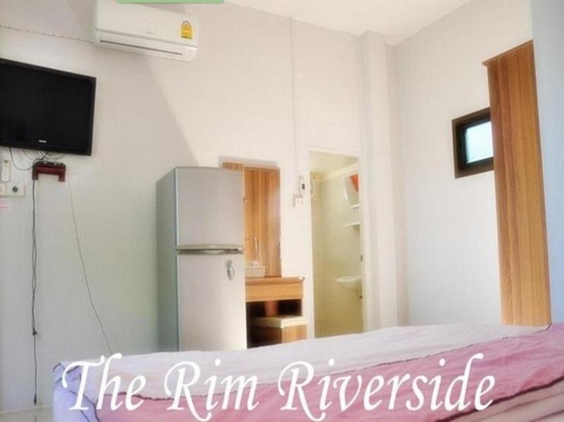 the rim riverside guest house