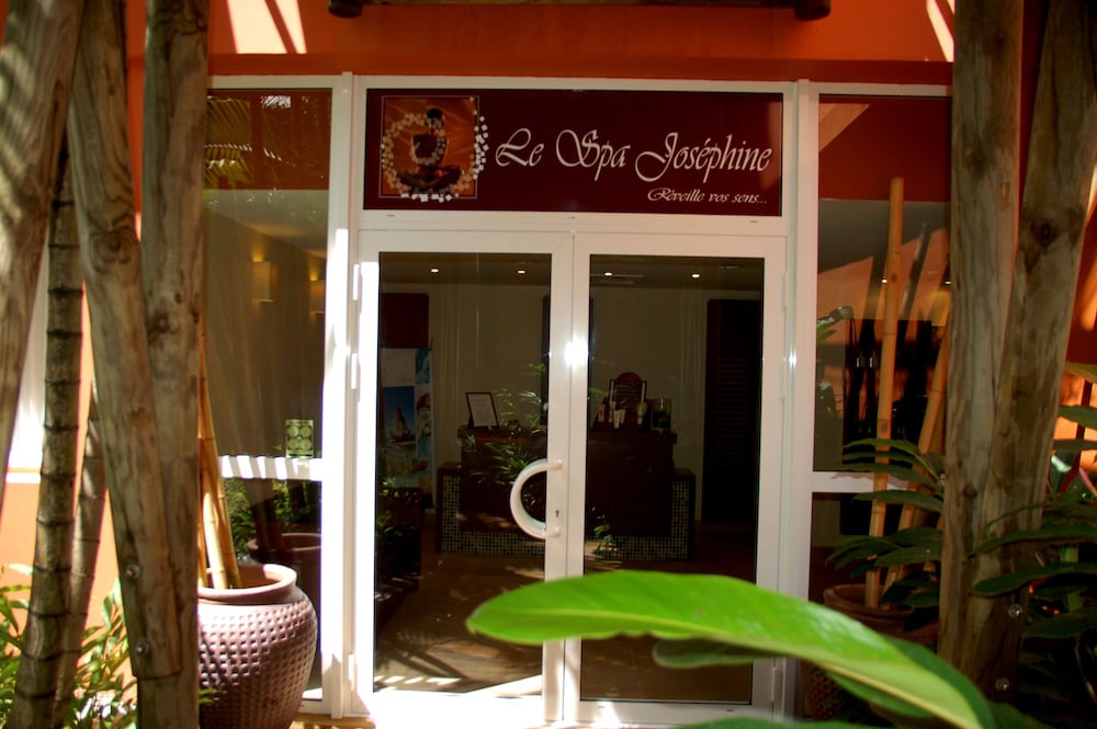 carayou hotel and spa